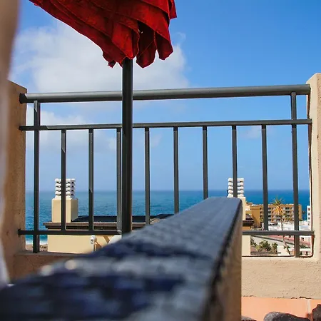 Ocean View Retro-chic شقة